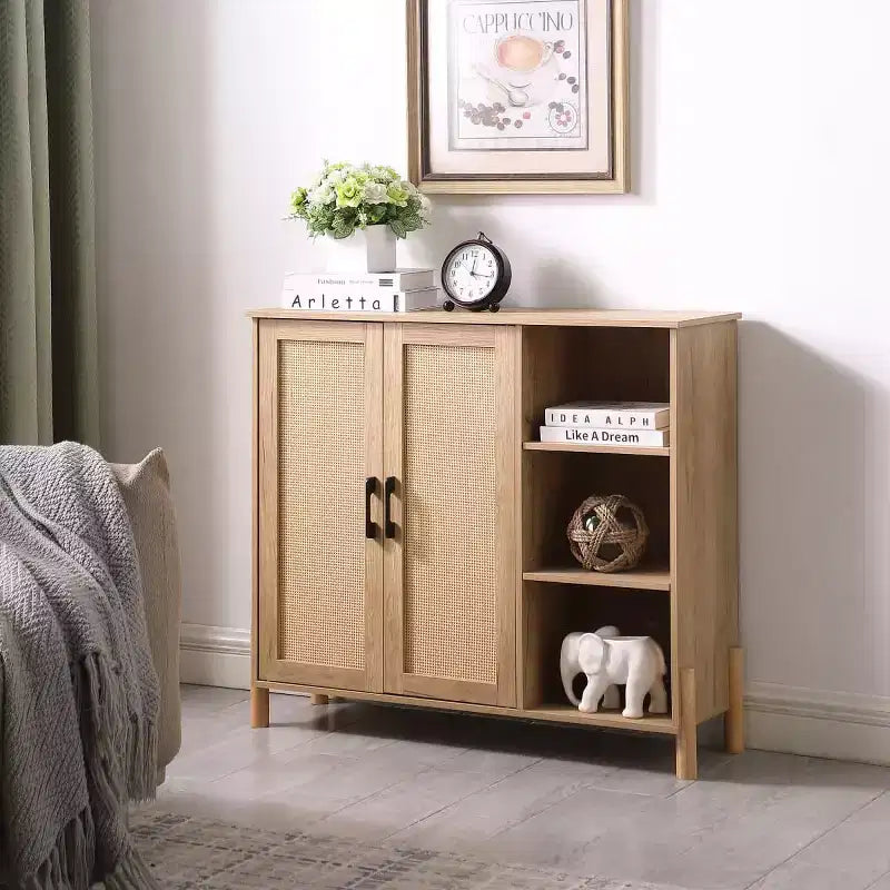 Mobile Contenitore con 2 Ante in Legno Naturale e Rattan con Ripiani Aperti – 1 Persona