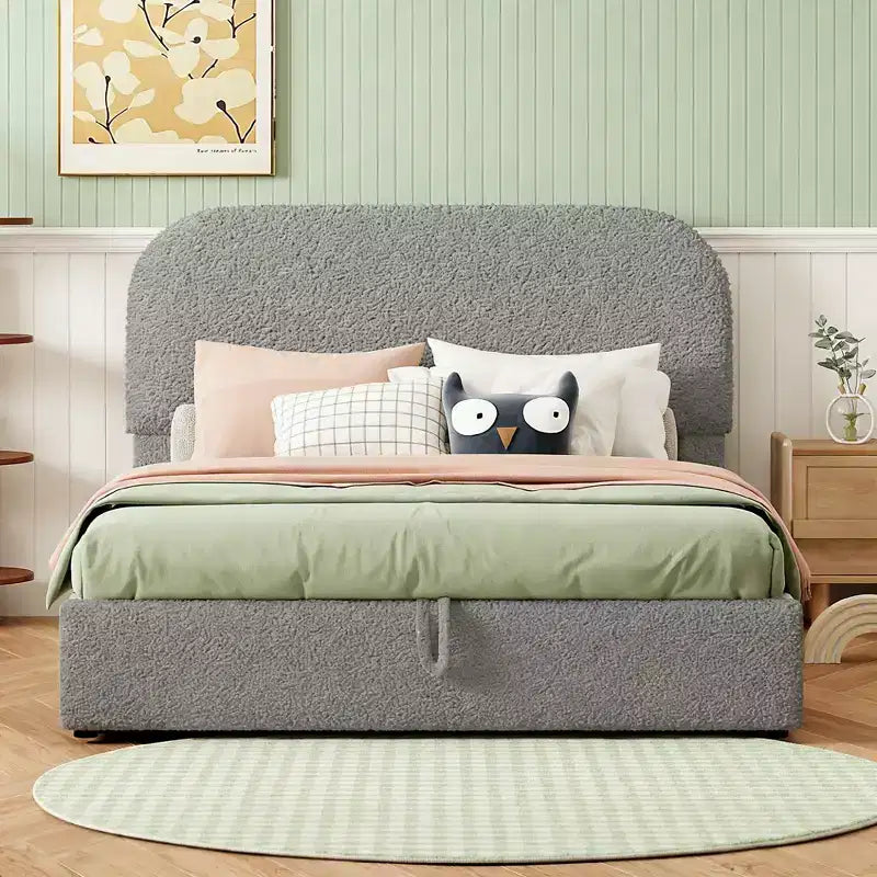 Letto a piattaforma matrimoniale in pile Teddy grigio/bianco con contenitore idraulico, 2 persone